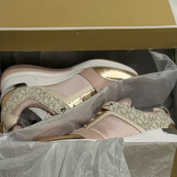 MICHAEL KORS MK Georgie Leather Logo Trainer Pink Rose Gold Women's Sneakers - Picture 11 of 16